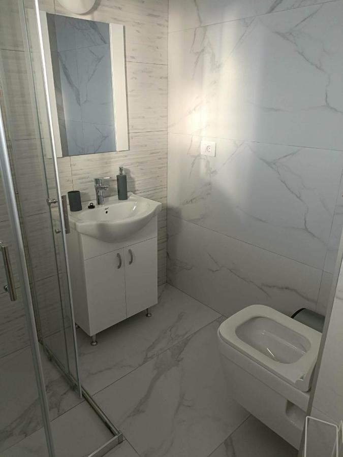 Hotel Casa Venus à Sînmartin Extérieur photo